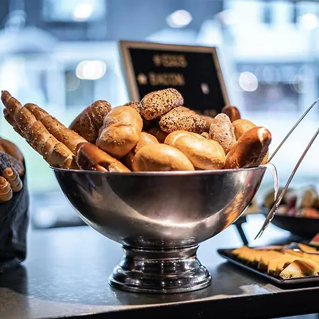 Hotel Rocket Velden 3*