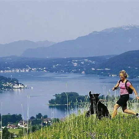 Rocket Velden Hotell 3*